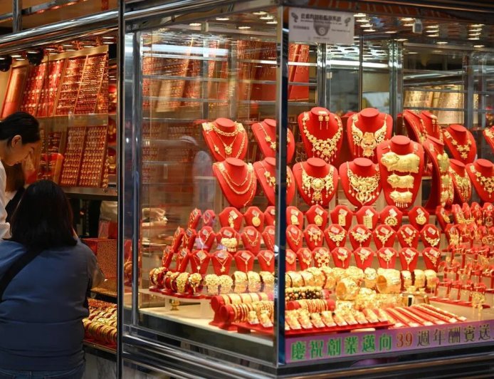 避险情绪推高金价 美元走弱助涨