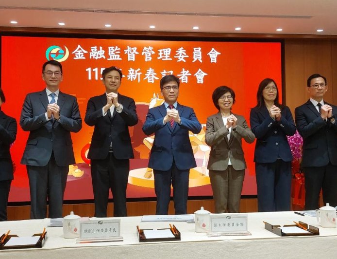 美智庫控壽險匯率會計制度是「隱性操縱匯率」　彭金隆：資訊不足、過度推測