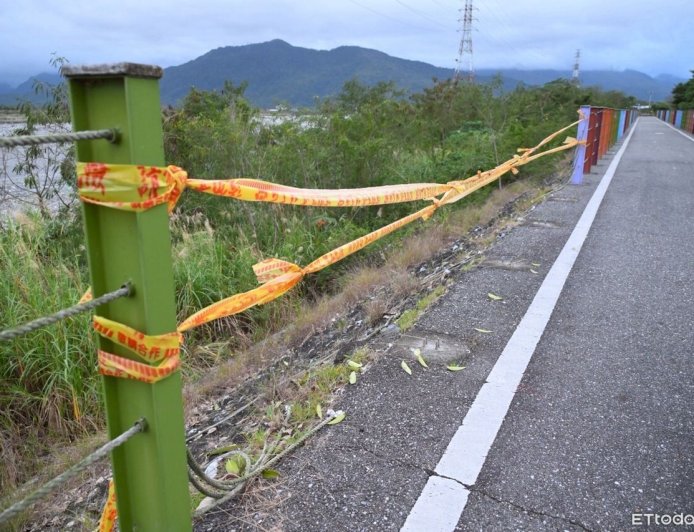 宵小猖獗！花蓮吉安自行車道護欄遭破壞　4根鋼柱遭拔走