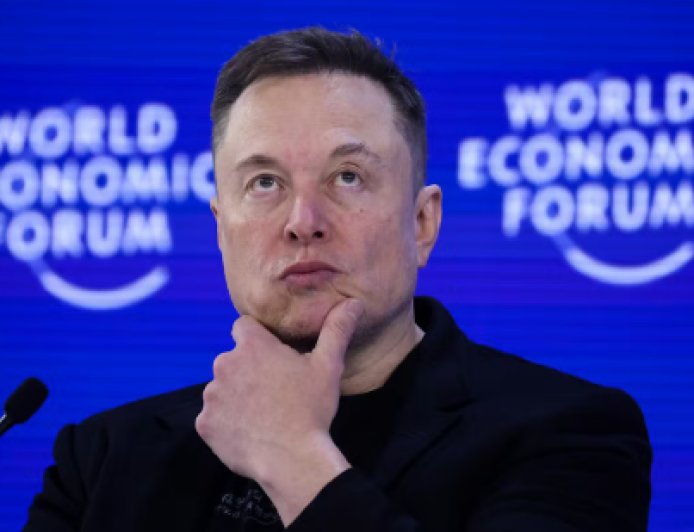 高调推介擎天柱机器人 马斯克的战略重心已全面脱离电动汽车