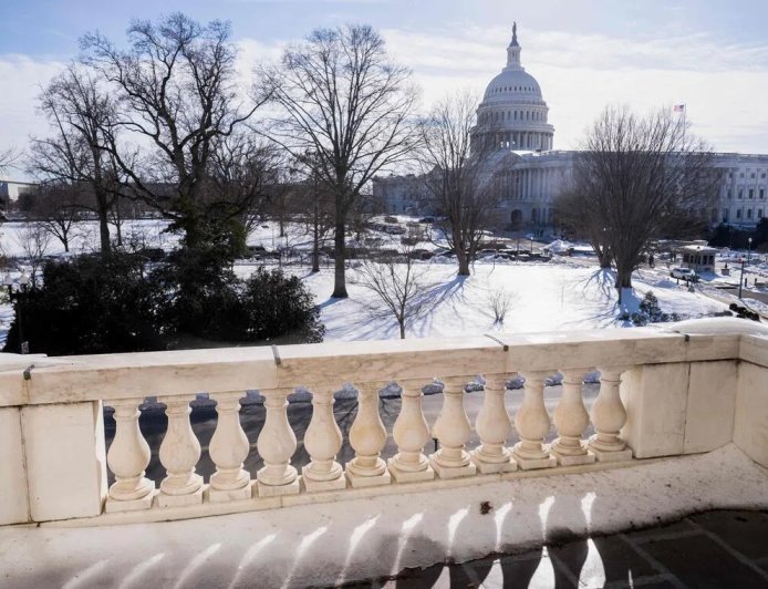 美参院未能推进拨款法案 联邦政府再面临停摆危机