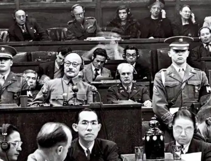 国防部：坚决遏阻日本军国主义幽灵再现