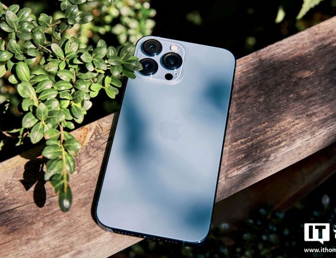 苹果供应链急剧承压：2026 年优先保障 iPhone 18 Pro 及折叠屏旗舰，标准版延至 2027 年