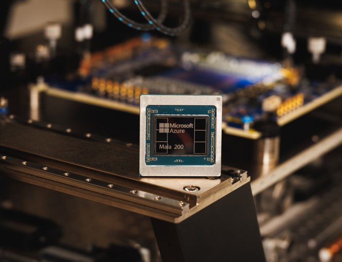 纳德拉承诺：虽有自研 Maia 200，微软仍将继续采购 AMD 和英伟达的 AI 芯片