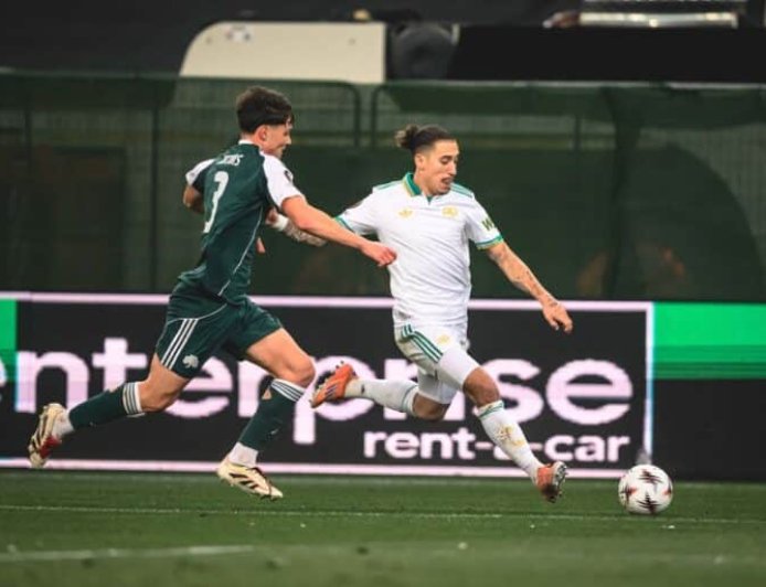 Tsimikas: “I’m happy with my performances.”