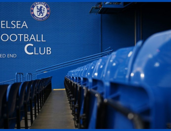 Chelsea linked with brand new centre back name ahead of transfer deadline