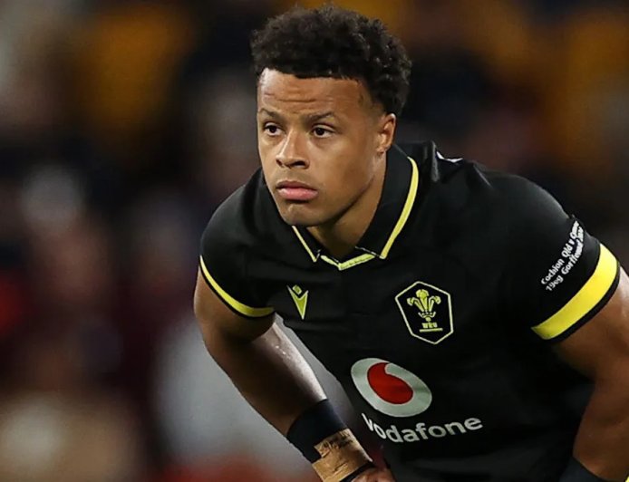 Dual-code wing Grace suffers fresh injury blow