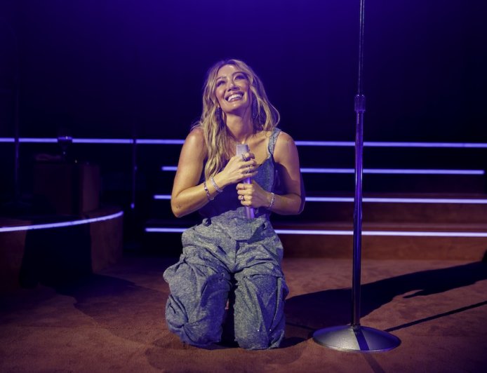 Hilary Duff Hints at Upcoming World Tour at Sold-Out Los Angeles Concert