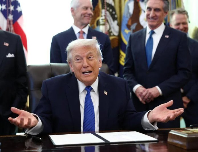 特朗普预测伊朗寻求与美国达成协议 已向伊方告知最后期限