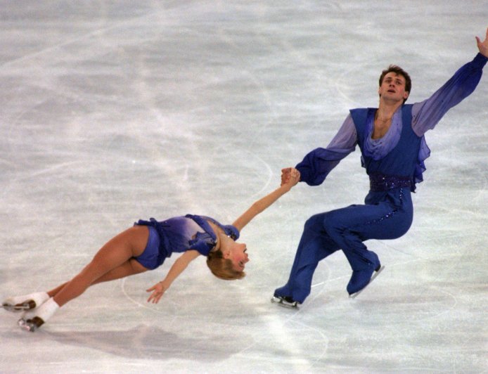 Figure Skater Maxim Naumov Reflects on 'Difficult Year' After Parents' Deaths