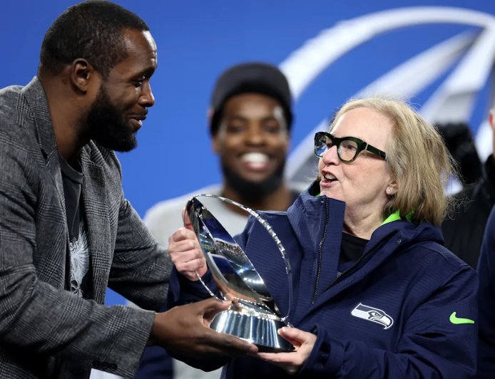 Seahawks to be sold after Super Bowl, Allen Estate says ‘team is not for sale’