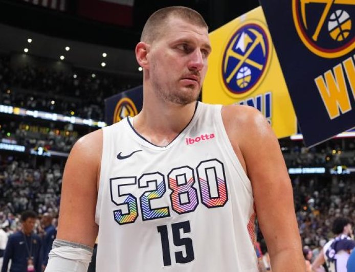 Can Nikola Jokic still win NBA MVP after extended absence due to knee injury?