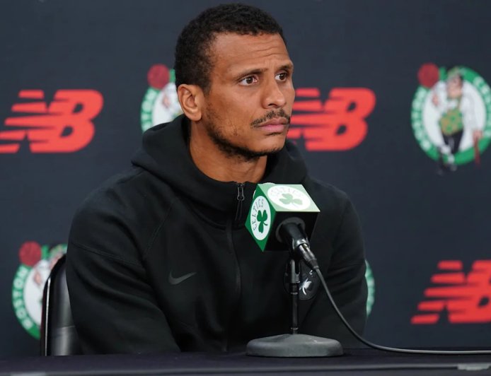 Should the Boston Celtics stick or twist at the trade deadline?