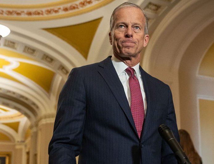 Senate passes federal funding compromise; Democrats score victory in DHS revolt