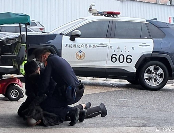 酒醉撞傷頭被送急診！南投男髒話狂譙　揮拳毆「2護理師」遭送辦