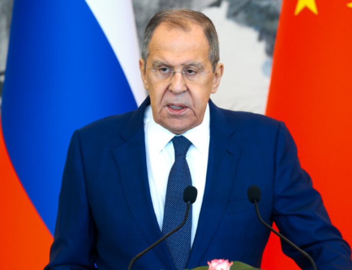 俄外长：日本加速“再军事化”威胁亚太和平稳定