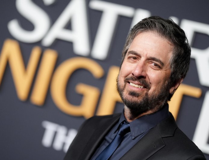 Ray Romano to Lead HBO Max Pilot ‘How to Survive Without Me’