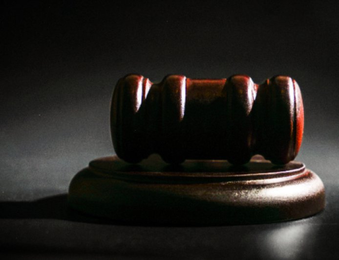 去年法院纠正涉企产权刑事冤错案件55件88人，进行信用恢复266.96万人次