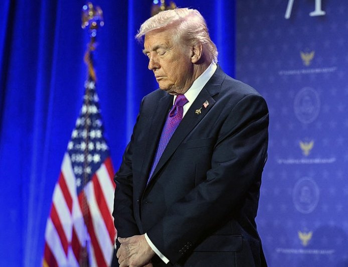 Trump jokes he ‘hangs around’ Mike Johnson because he feels ‘protected’ at Prayer Breakfast