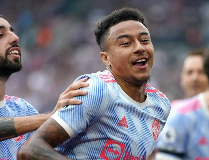 Jesse Lingard set for shock reunion with United legend