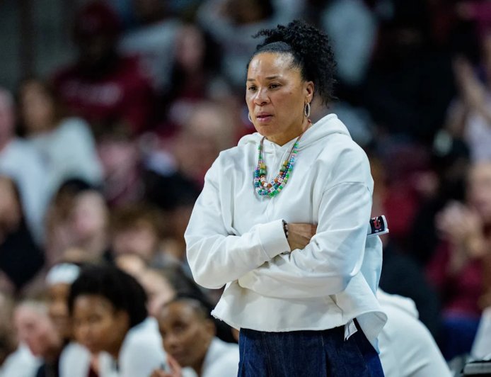 Why are Dawn Staley, South Carolina women's basketball coaches wearing pink tonight?
