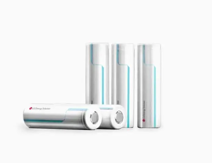 AI 加速电池研发：仅需 50 次循环即可预测寿命