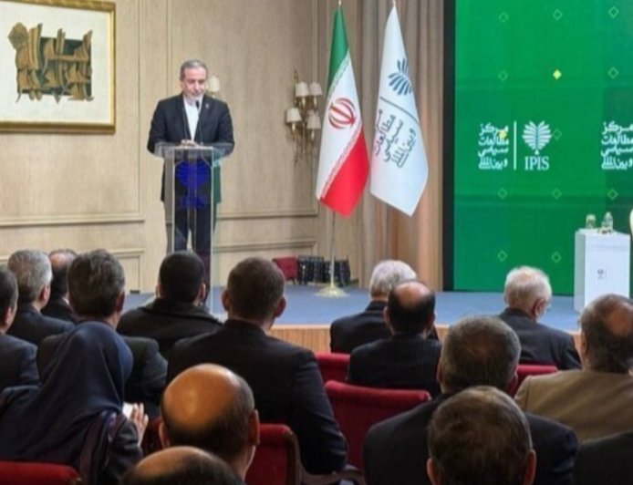 伊朗外长：“零浓缩铀”对伊方来说绝不可能接受