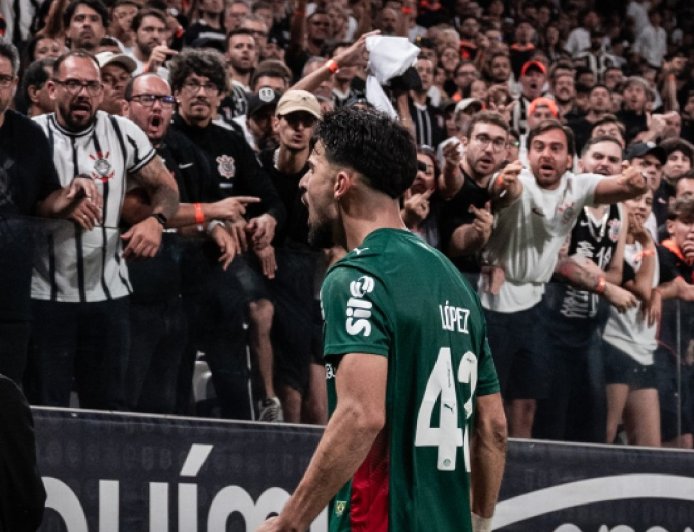 Everything happened: Palmeiras beat Corinthians in a fiery Derby 📹