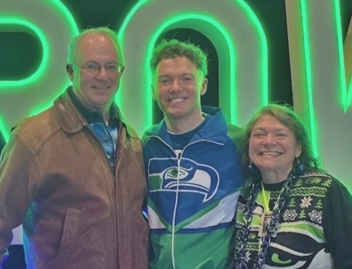 Portland bar owner cheers on son who is a Seahawks dancer in the Super Bowl
