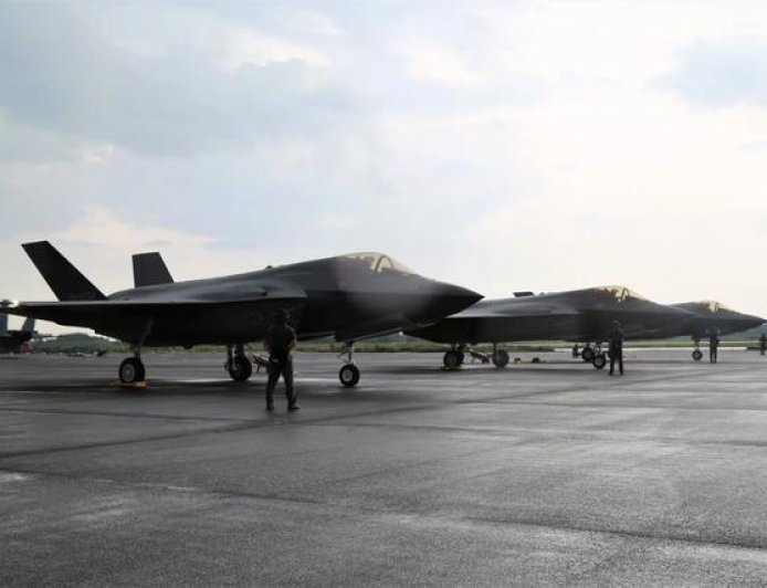 危险信号！日本F-35B正式成军，部署西南诸岛，跳岛战术威慑中国