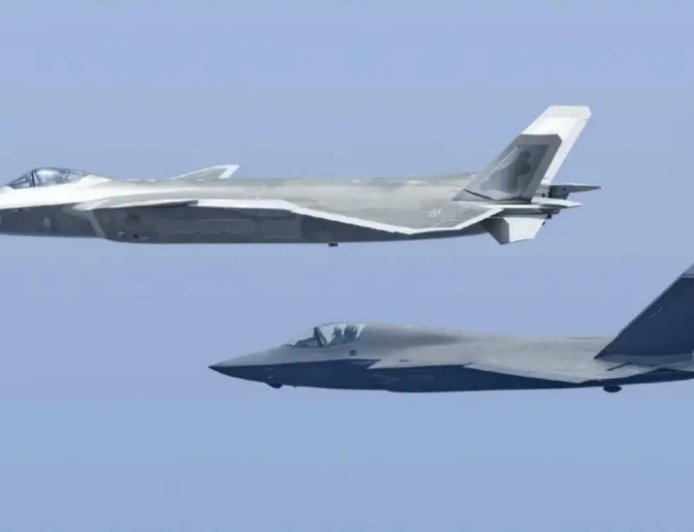 学习更强对手 美英空军联演模拟对抗中国战机