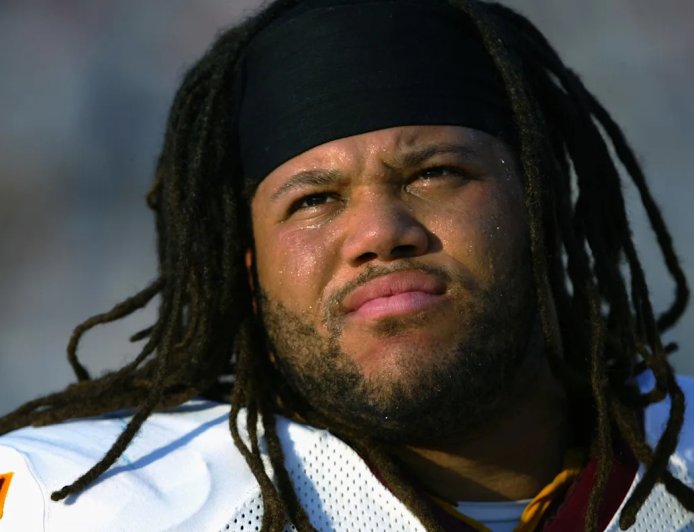 Former Pro Bowl NFL lineman Tre' Johnson dies at 54