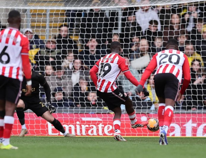 FA Cup Talking Points: Oxford Pay The Penalty As Sunderland Advance