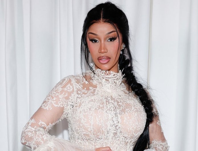 Cardi B blames government for Vegas concert fall after taunting DHS online