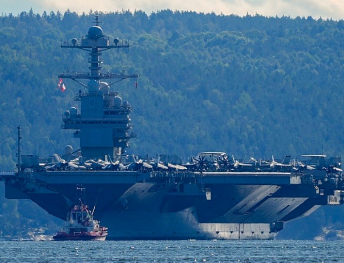 美国向中东部署第二艘航母 “福特”号超期部署