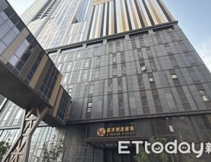 高雄百貨「3巨頭」趕工中　1區均價20萬坐等慶祝行情