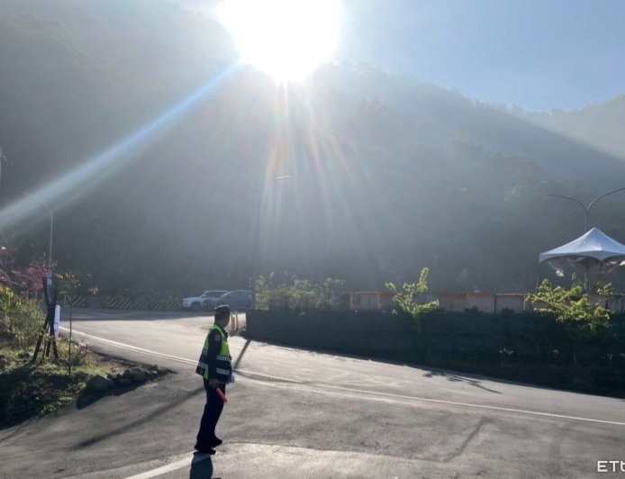 草嶺石壁櫻花季今登場！交通接駁與管制同步啟動...攻略看這裡