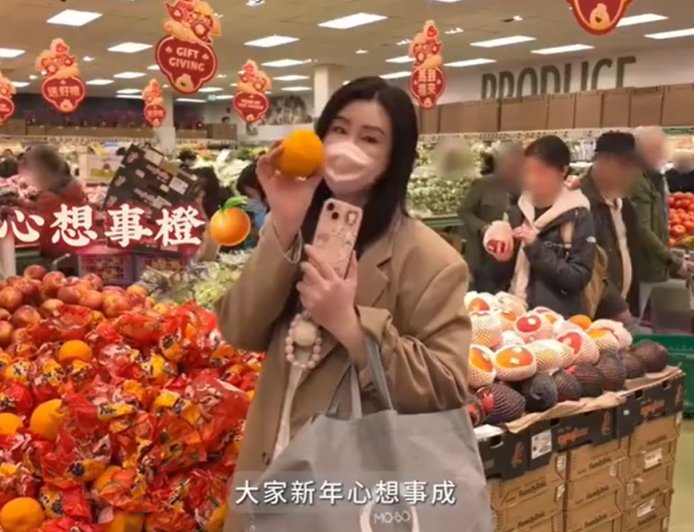 王祖賢加拿大過年近況曝　「現身超市買年貨」被拍