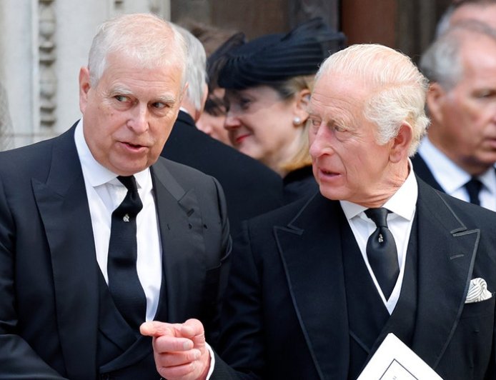 Former Prince Andrew of the UK has reportedly been arrested and more top headlines