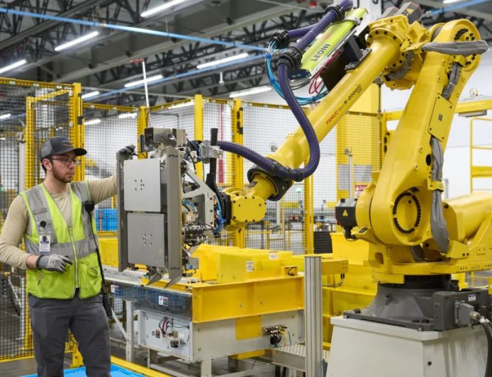 上线仅数月，亚马逊仓库机器人“蓝鸟”项目被叫停