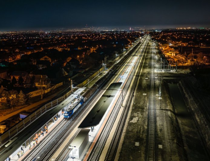 布达佩斯 - 贝尔格莱德铁路匈牙利段启动常规货运测试运营