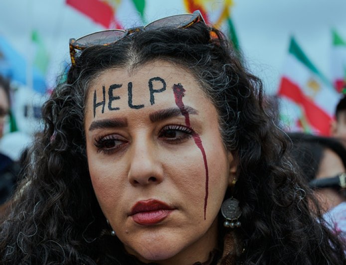 伊朗外部安全风险显著上升，中国外交部紧急发布旅行提醒