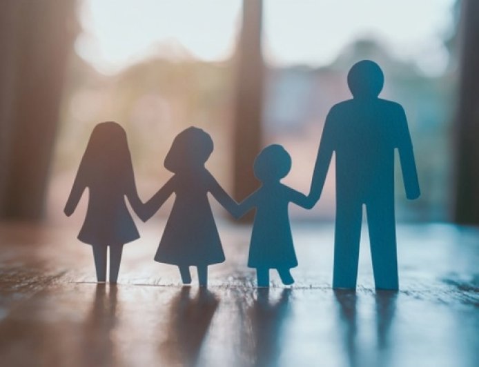 直通部委｜去年法院发出2.3万余份家庭教育指导令 外交部再提醒暂勿前往伊朗及周边地区