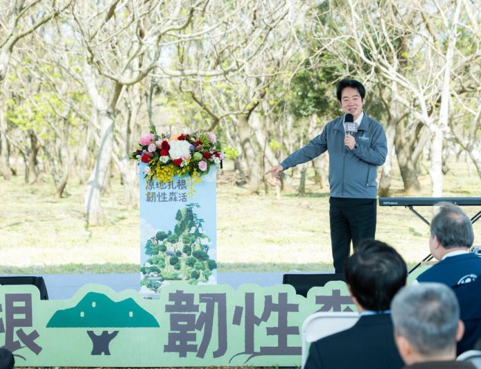 賴清德點名鄭麗文曾連署台獨綱領 藍營反擊翻舊帳轉移焦點