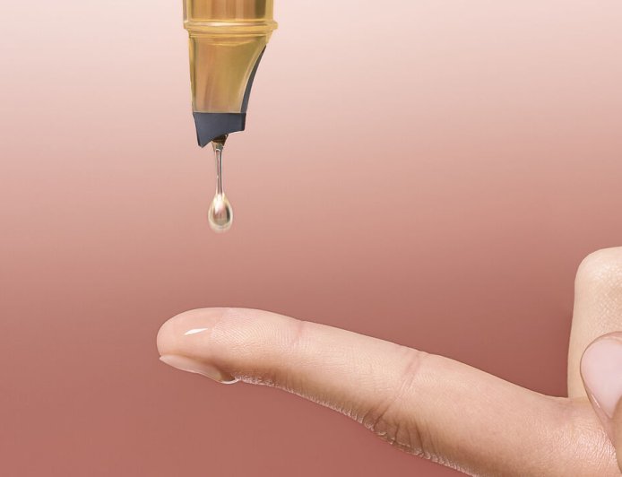 別再怕擦油會長痘！美容油成保養主流，醫師揭最佳使用時機