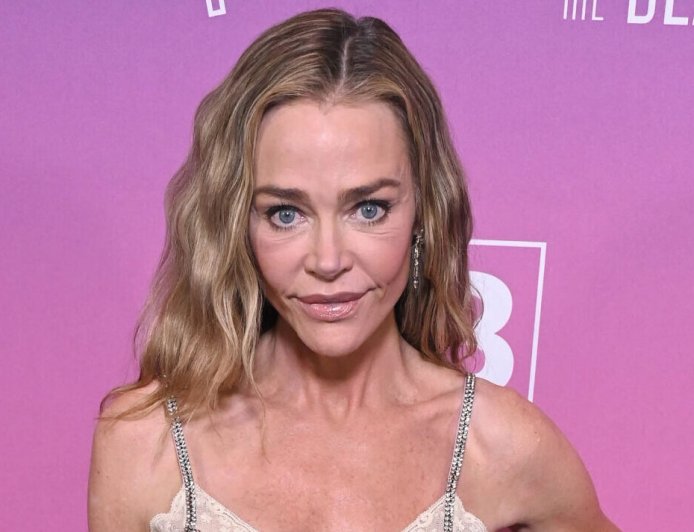 Denise Richards Flaunts Her ‘New Face’ On The Red Carpet For The First Time Since Admitting To Having A Full Facelift