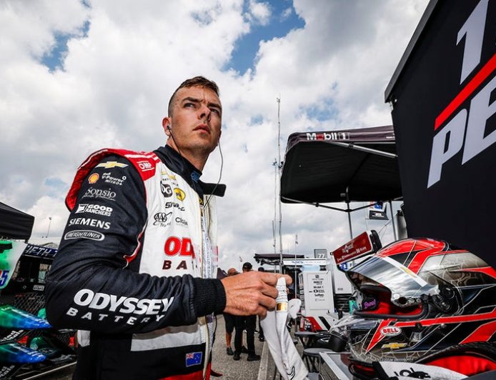 IndyCar driver miraculously walks away from wreck after crashing into course fence