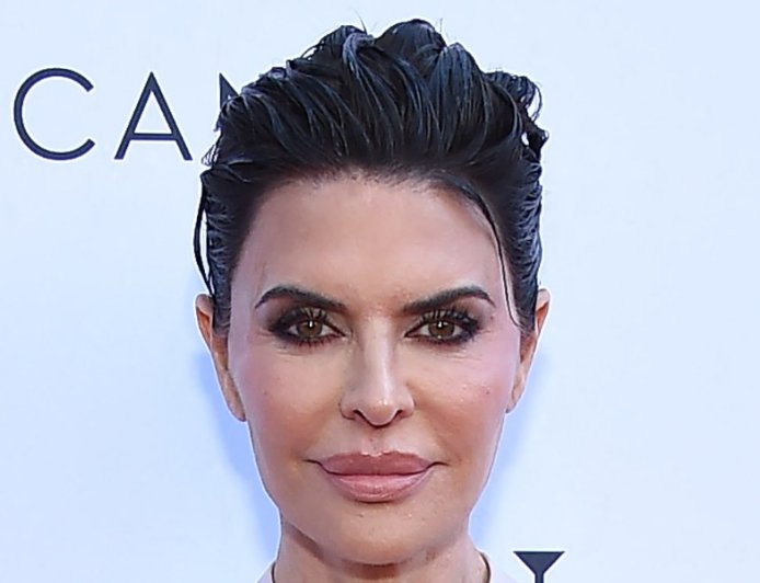 Lisa Rinna Gives Credit to Ghostwriters Amid Scoring Another NYT Bestseller