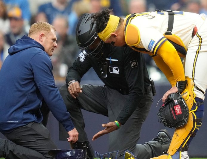 Embattled MLB umpire CB Bucknor leaves game after taking foul ball to mask day after controversial call