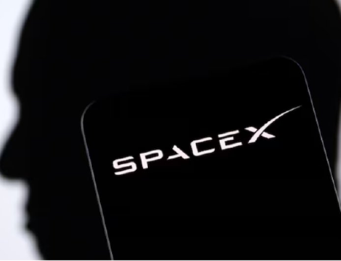 SpaceX据悉秘密提交IPO文件 估值或超过1.75万亿美元